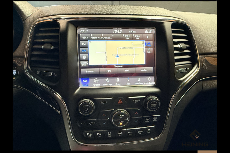 Jeep Grand Cherokee 3.6 Overland. Leer. Navi. Apple-carplay. Trekhaak. Van eerste eigenaar. BTW.