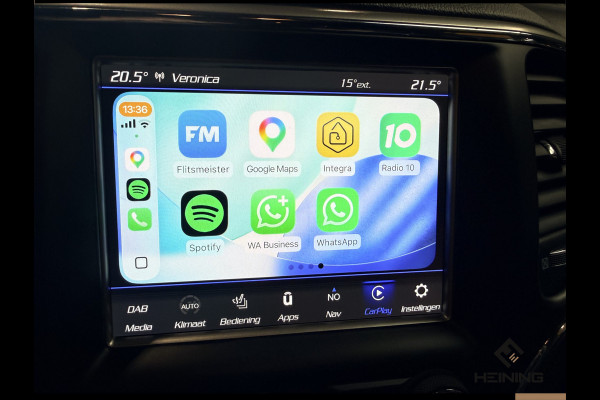 Jeep Grand Cherokee 3.6 Overland. Leer. Navi. Apple-carplay. Trekhaak. Van eerste eigenaar. BTW.