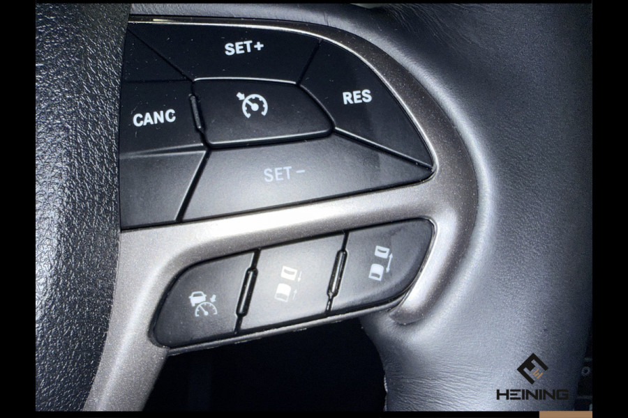 Jeep Grand Cherokee 3.6 Overland. Leer. Navi. Apple-carplay. Trekhaak. Van eerste eigenaar. BTW.