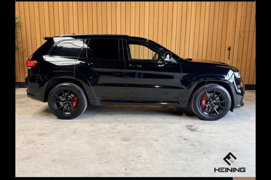 Jeep Grand Cherokee 6.4 V8 SRT8. Grijs Kenteken | Navi | Apple-carplay Trekhaak. LPG. 93000 KM