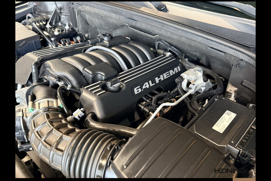 Jeep Grand Cherokee 6.4 V8 SRT8. Grijs Kenteken | Navi | Apple-carplay Trekhaak. LPG. 93000 KM