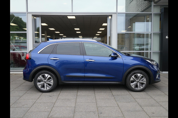 Kia e-Niro DynamicPlusLine 64 kWh | SOH 95,8% | Stoel/stuurverwarming | Schuif/kanteldak | Navi | Camera |