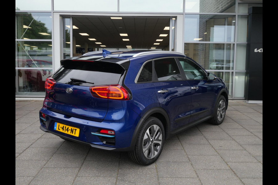Kia e-Niro DynamicPlusLine 64 kWh | SOH 95,8% | Stoel/stuurverwarming | Schuif/kanteldak | Navi | Camera |