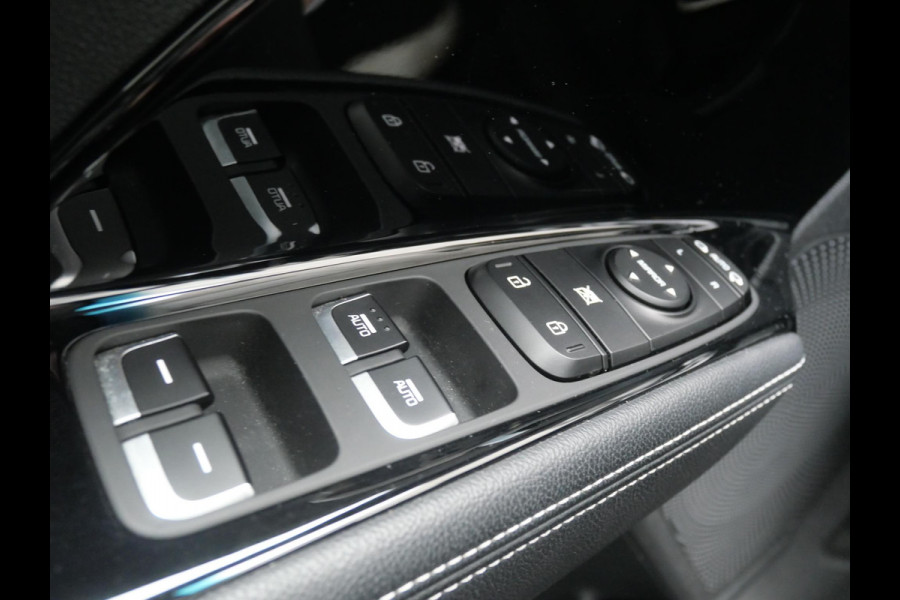 Kia e-Niro DynamicPlusLine 64 kWh | SOH 95,8% | Stoel/stuurverwarming | Schuif/kanteldak | Navi | Camera |