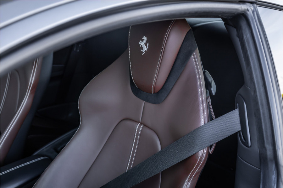 Ferrari Roma 3.9 V8 HELE - Grigio Ferro | Passenger Display | JBL | Memory