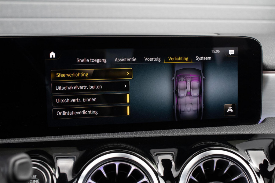 Mercedes-Benz A-Klasse 250 Premium Plus PANO CAMERA STOELVERWARMING