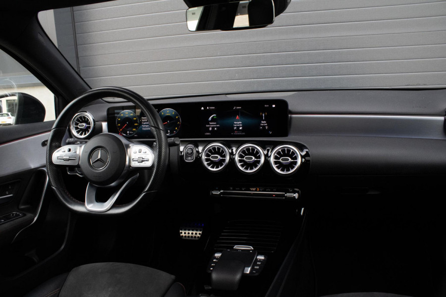 Mercedes-Benz A-Klasse 250 Premium Plus PANO CAMERA STOELVERWARMING