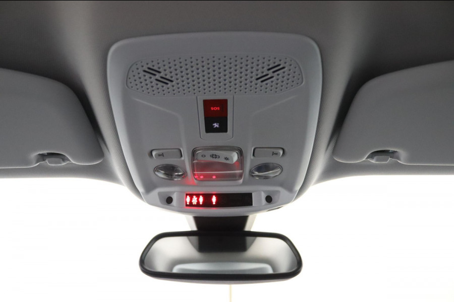 Peugeot 2008 1.2 Allure*CARPLAY*ACC*LANE-ASS*NAVI*CAM*ECC*HAAK*
