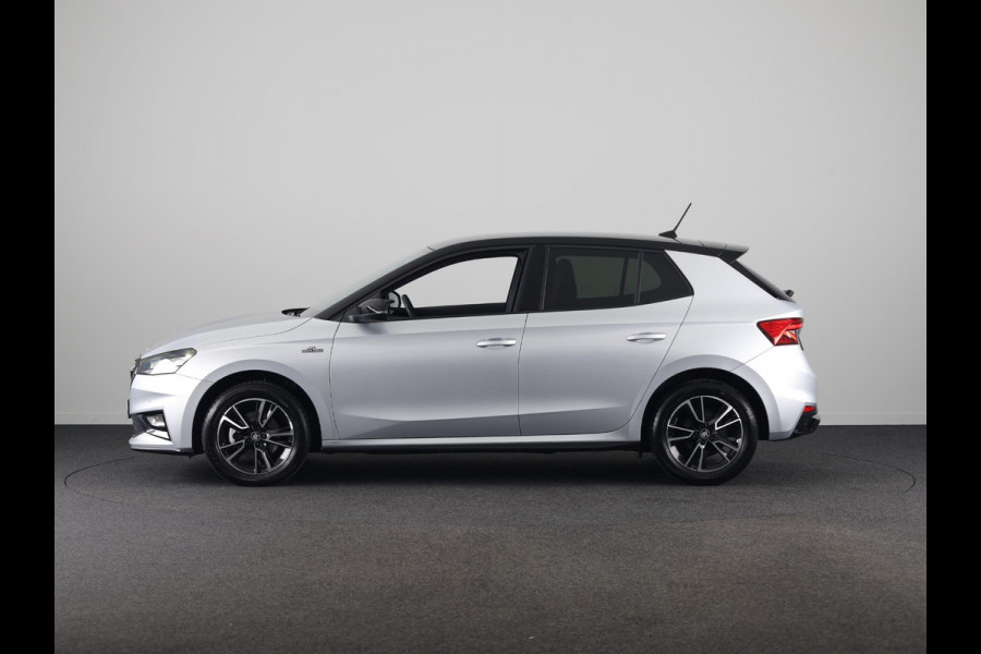 Škoda Fabia 1.0 TSI Monte Carlo 115 pk Automaat (DSG) | Verlengde garantie | Navigatie via App | Parkeersensoren | Achteruitrijcamera | Adaptieve cruise control | Stoelverwarming |