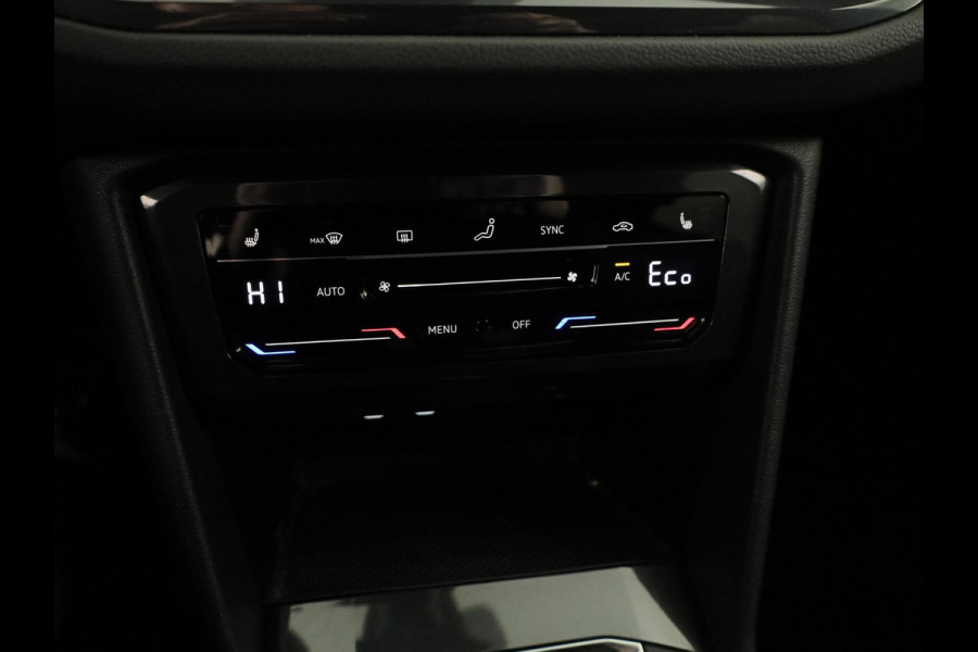 Volkswagen Tiguan 1.4 TSI eHybrid R-Line Business 245PK PHEV | Navigatie | Trekhaak | Parkeercamera | Adaptief onderstel | Black Style |