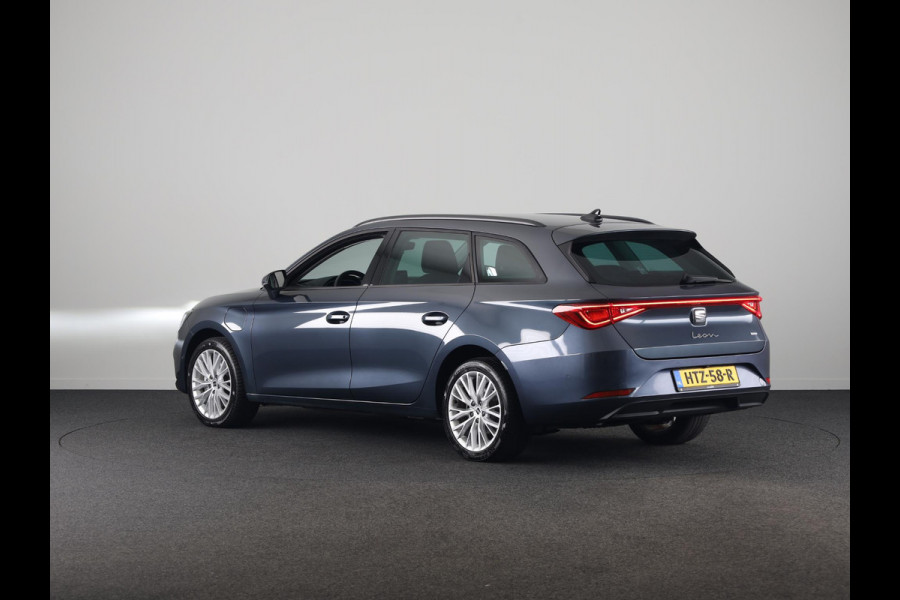 Seat Leon Sportstourer 1.5 TSI e-Hybrid Style Business Intense 204 pk Automaat | Verlengde garantie | Navigatie | Parkeersensoren (Park assist) | Achteruitrijcamera | Adaptieve cruise control |