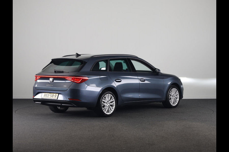 Seat Leon Sportstourer 1.5 TSI e-Hybrid Style Business Intense 204 pk Automaat | Verlengde garantie | Navigatie | Parkeersensoren (Park assist) | Achteruitrijcamera | Adaptieve cruise control |