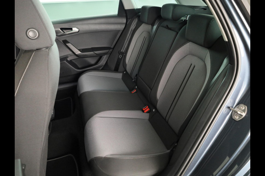Seat Leon Sportstourer 1.5 TSI e-Hybrid Style Business Intense 204 pk Automaat | Verlengde garantie | Navigatie | Parkeersensoren (Park assist) | Achteruitrijcamera | Adaptieve cruise control |