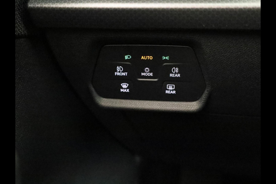 Seat Leon Sportstourer 1.5 TSI e-Hybrid Style Business Intense 204 pk Automaat | Verlengde garantie | Navigatie | Parkeersensoren (Park assist) | Achteruitrijcamera | Adaptieve cruise control |