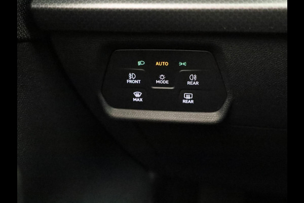 Seat Leon Sportstourer 1.5 TSI e-Hybrid Style Business Intense 204 pk Automaat | Verlengde garantie | Navigatie | Parkeersensoren (Park assist) | Achteruitrijcamera | Adaptieve cruise control |
