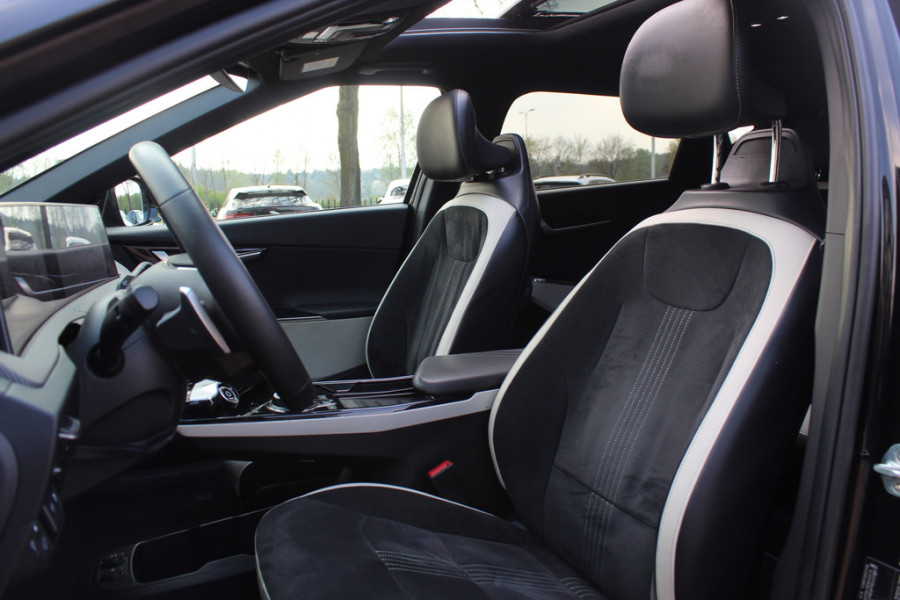 Kia Ev6 GT-Line 77.4 kWh / Full option! / SoH 96% / Trekhaak / Panoramadak / 360Camera / Head-up / Keyless / 19'' / Half leder / Matrix LED / DAB / ACC / Stoelverwarming V+A / Warmtepomp