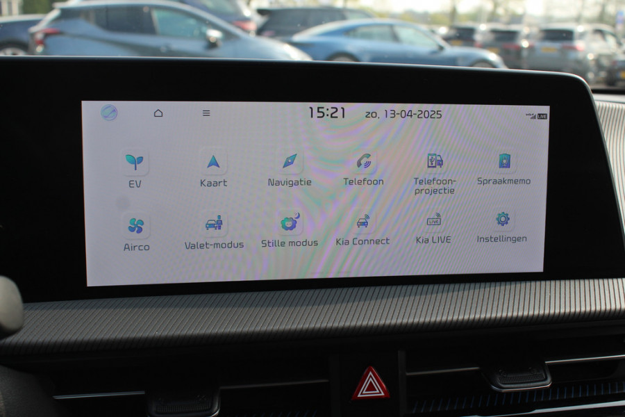 Kia Ev6 GT-Line 77.4 kWh / Full option! / SoH 96% / Trekhaak / Panoramadak / 360Camera / Head-up / Keyless / 19'' / Half leder / Matrix LED / DAB / ACC / Stoelverwarming V+A / Warmtepomp