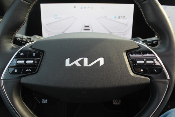 Kia Ev6 GT-Line 77.4 kWh / Full option! / SoH 96% / Trekhaak / Panoramadak / 360Camera / Head-up / Keyless / 19'' / Half leder / Matrix LED / DAB / ACC / Stoelverwarming V+A / Warmtepomp