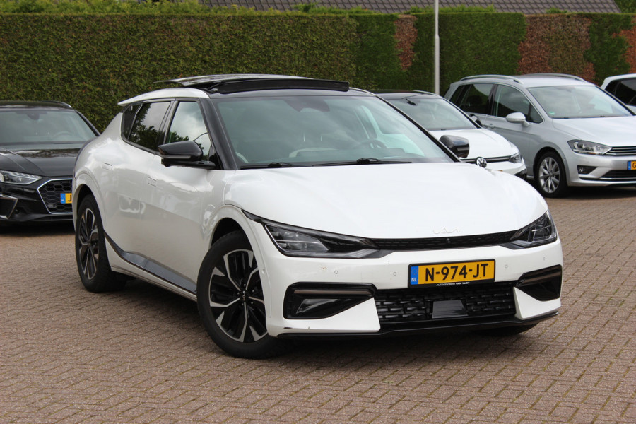 Kia Ev6 GT-Line 77.4 kWh / Full option! / SoH 96% / Trekhaak / Panoramadak / 360Camera / Head-up / Keyless / 19'' / Half leder / Matrix LED / DAB / ACC / Stoelverwarming V+A / Warmtepomp