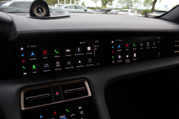 Porsche Taycan Cross Turismo 4 93 kWh / Vol opties! / SoH 90,3% / Panoramadak / 360Camera / Head-up / Achterasbesturing / Luchtvering / Sportdesign&Chrono / Adaptieve Stoelen / 21'' / Bose / Keyless / Stoelverwarming 4x / Stuurve