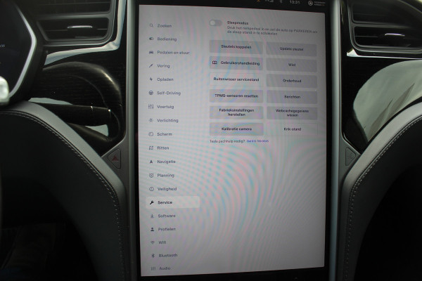 Tesla Model S 75D Base / Autopilot 2.5 / Panoramadak / Camera / Premium Audio / Luchtvering / Navigatie / 19'' / Stoelverwarming / Keyless