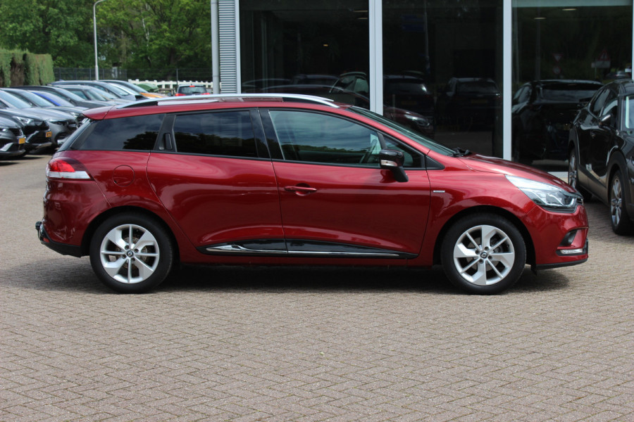 Renault Clio Estate 0.9 TCe Limited / Trekhaak / Navigatie / Parkeerhulp achter / 16'' / DAB / Cruise Control