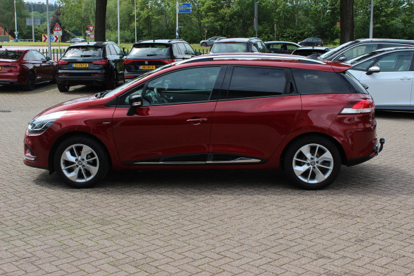 Renault Clio Estate 0.9 TCe Limited / Trekhaak / Navigatie / Parkeerhulp achter / 16'' / DAB / Cruise Control