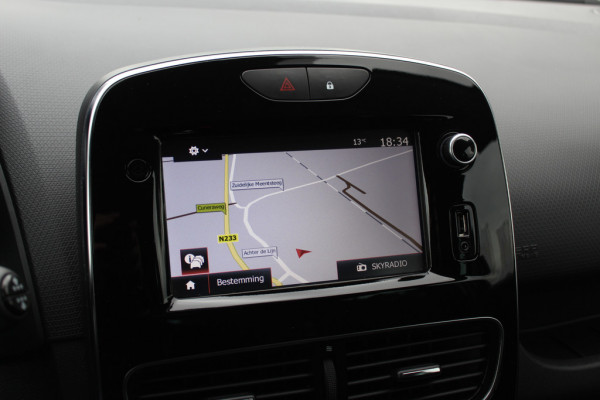 Renault Clio Estate 0.9 TCe Limited / Trekhaak / Navigatie / Parkeerhulp achter / 16'' / DAB / Cruise Control