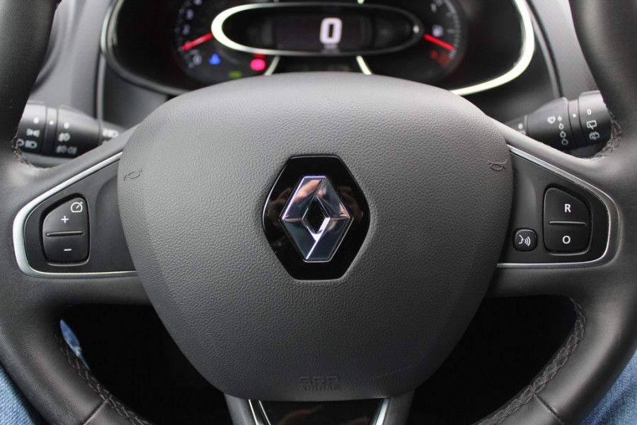 Renault Clio Estate 0.9 TCe Limited / Trekhaak / Navigatie / Parkeerhulp achter / 16'' / DAB / Cruise Control