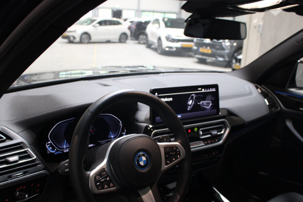 BMW iX3 Executive 80 kWh SOH 99%/Pano/M-sport/Led/Camera Prijs is rijklaar