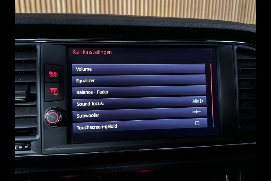 Seat Leon 1.8 TSI FR 180pk|PANO|DSG|SEAT SOUND|CARPLAY|STOELVERW|