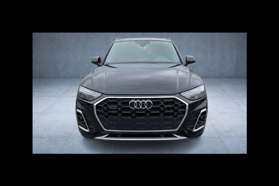 Audi Q5 55 TFSI e S edition Competition SLine|367PK|Headup|Luchtvering