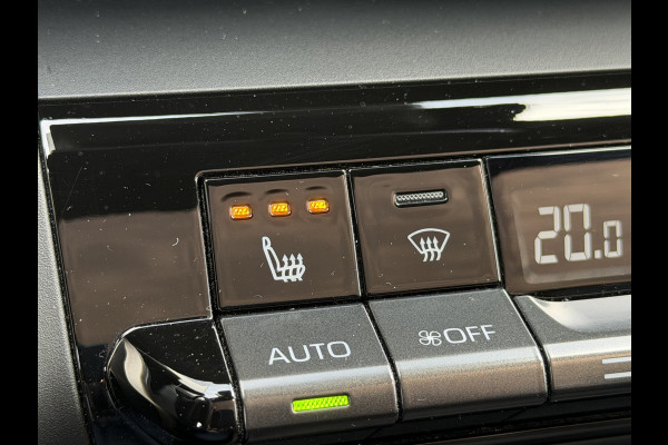 Toyota C-HR 2.0 Hybrid 200(geen plug-in) Première Edition | VOL Leer | Stuurverwarming | Pano dak | JBL | Heud-up | Rijklaar!!!