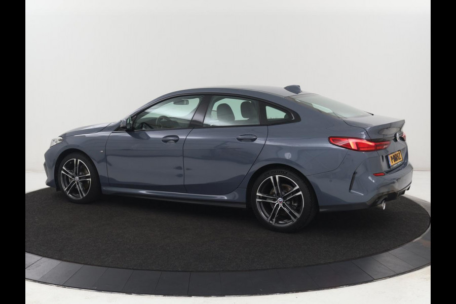 BMW 2 Serie Gran Coupé 218i M Sport | Stoelverwarming | Camera | Carplay | Sportstoelen | Leder | Live Cockpit | Climate control | Navigatie | Cruise control | Parkeer hulp