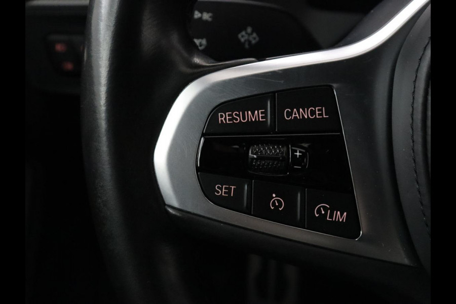 BMW 2 Serie Gran Coupé 218i M Sport | Stoelverwarming | Camera | Carplay | Sportstoelen | Leder | Live Cockpit | Climate control | Navigatie | Cruise control | Parkeer hulp