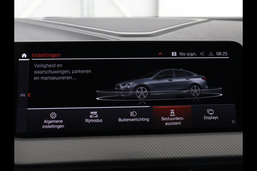 BMW 2 Serie Gran Coupé 218i M Sport | Stoelverwarming | Camera | Carplay | Sportstoelen | Leder | Live Cockpit | Climate control | Navigatie | Cruise control | Parkeer hulp