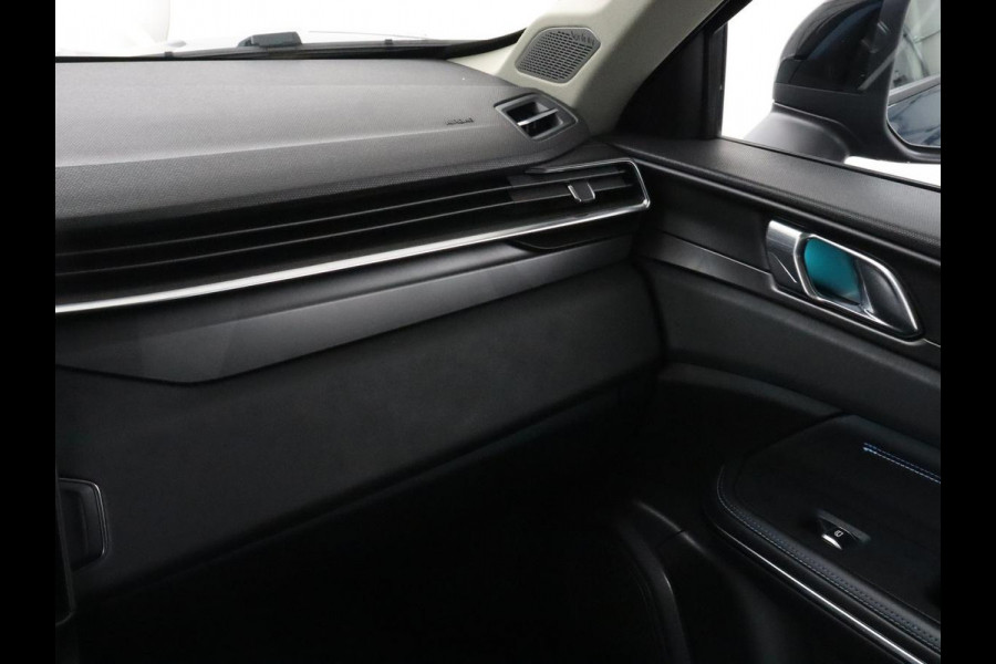 Lynk & Co 01 1.5 Plug In | SOH 92,6% | Panoramadak | Infinity by Harman | 360 Camera | Adaptive cruise | Stoelverwarming | Carplay | Memory | Full LED | PHEV