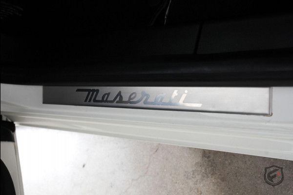 Maserati Ghibli S GranLusso 3.0 V6 Twin Turbo 411 pk