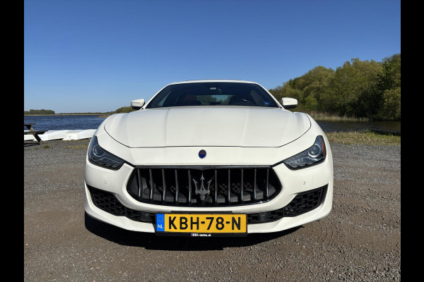 Maserati Ghibli S GranLusso 3.0 V6 Twin Turbo 411 pk