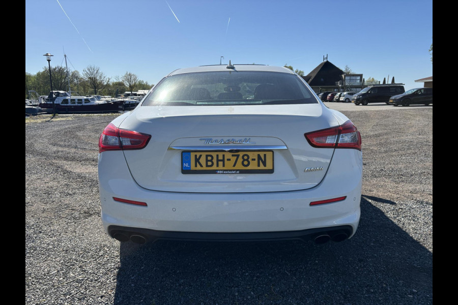 Maserati Ghibli S GranLusso 3.0 V6 Twin Turbo 411 pk