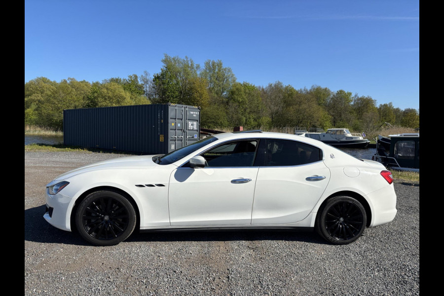 Maserati Ghibli S GranLusso 3.0 V6 Twin Turbo 411 pk
