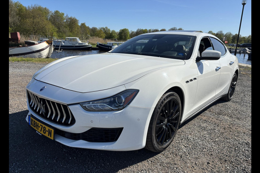 Maserati Ghibli S GranLusso 3.0 V6 Twin Turbo 411 pk