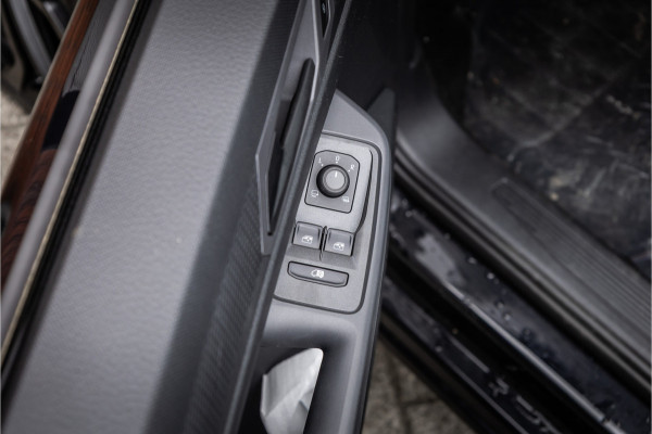 Volkswagen Caddy Cargo 2.0 TDI DSG R-Line | ACC | Side Assist | Lane Assist | Virtual Cockpit | Camera | CarPlay | Stoelverwarming | LED Koplampen | Sidebars | Spoilerkit | DAB | Fabrieksgarantie | Facelift model | BPM Vrij