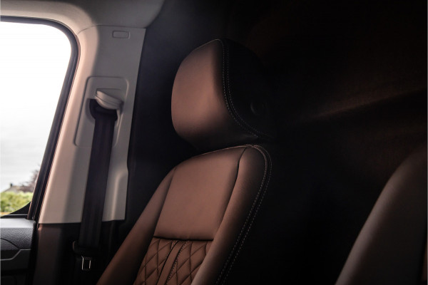 Volkswagen Caddy Cargo 2.0 TDI DSG R-Line | ACC | Side Assist | Lane Assist | Virtual Cockpit | Camera | CarPlay | Stoelverwarming | LED Koplampen | Sidebars | Spoilerkit | DAB | Fabrieksgarantie | Facelift model | BPM Vrij