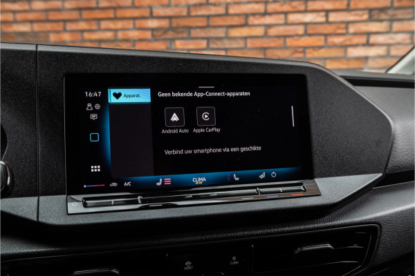 Volkswagen Caddy Cargo 2.0 TDI DSG R-Line | ACC | Side Assist | Lane Assist | Virtual Cockpit | Camera | CarPlay | Stoelverwarming | LED Koplampen | Sidebars | Spoilerkit | DAB | Fabrieksgarantie | Facelift model | BPM Vrij