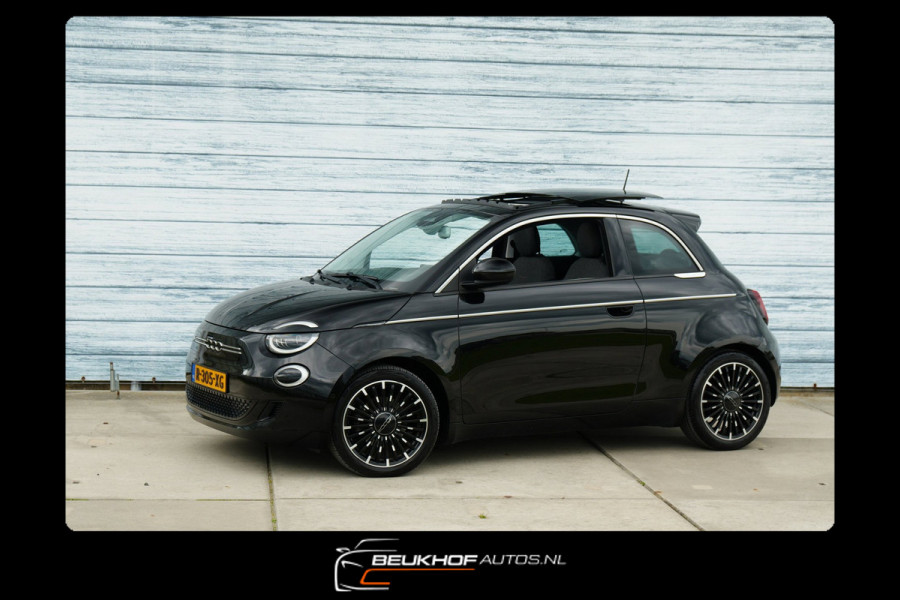 Fiat 500 RED 42 kWh Carplay Camera Panoramadak Soh 91.6%