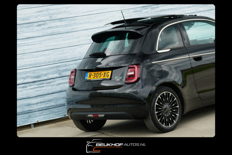 Fiat 500 RED 42 kWh Carplay Camera Panoramadak Soh 91.6%
