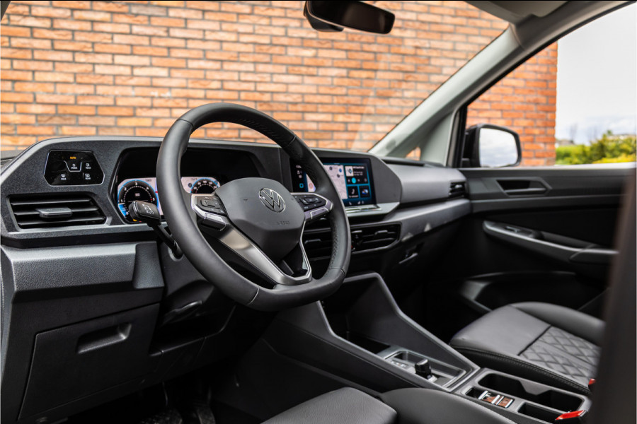 Volkswagen Caddy Cargo Maxi 2.0 TDI DSG | Camera | CarPlay | Lane Assist | Virtual Cockpit | Stoelverwarming | Cruise control | LED Koplampen DAB | Trekhaak | Keyless Go | Maxton spoilerkit | Fabrieksgarantie