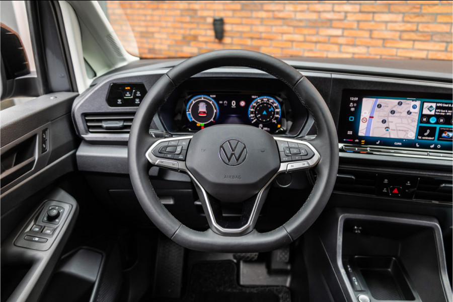 Volkswagen Caddy Cargo Maxi 2.0 TDI DSG | Camera | CarPlay | Lane Assist | Virtual Cockpit | Stoelverwarming | Cruise control | LED Koplampen DAB | Trekhaak | Keyless Go | Maxton spoilerkit | Fabrieksgarantie