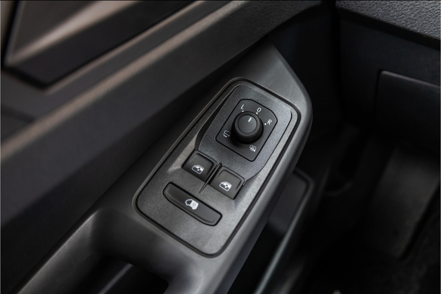 Volkswagen Caddy Cargo Maxi 2.0 TDI DSG | Camera | CarPlay | Lane Assist | Virtual Cockpit | Stoelverwarming | Cruise control | LED Koplampen DAB | Trekhaak | Keyless Go | Maxton spoilerkit | Fabrieksgarantie